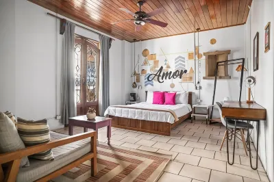 Socialtel Granada - Formerly Selina Granada โรงแรมใน