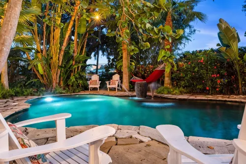 Funky coconut luxury apartment