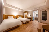 Hotel the Hill