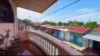 Granados Guest House - Homestays