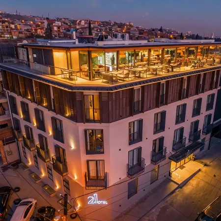 Hotel 21 Отели рядом с достопримечательностью «Цминда Самеба»