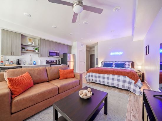 Studio in SLC, Community Pool, Hot Tub, Gym! Arcade Machine! Coffee Station!