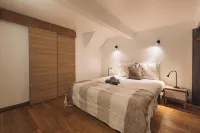 Urban loft with private garden - hyper center