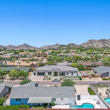 Amazing Desert Escape With Pool + Stunning Views