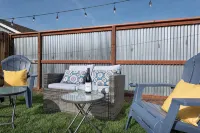 2 BD/1 BA Home- Wine Country Getaway - balcony