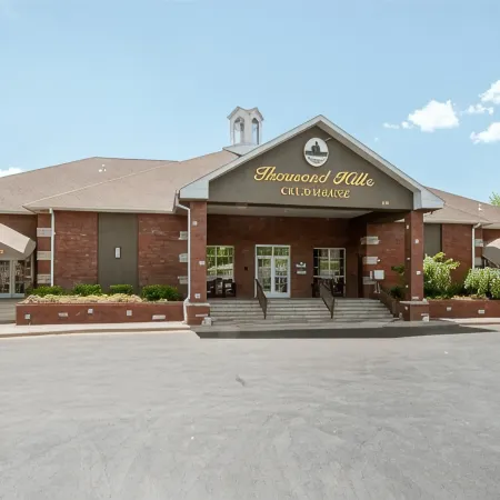 Amazing 3 Bedroom-3 Bath Condo / Gorgeous Views / Heart of Branson / Affordable