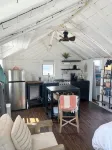 Lovely studio steps to the beach in Dennis port - 3-Star