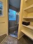 Family & Pet Paradise  2BR 2BA Home, Fenced Yard, Private Wi-Fi, Great Location - Wifi
