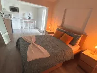 Charming studio in lovely Hialeah with AC, WiFi Hotels in Hialeah