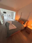 Charming studio in lovely Hialeah with AC, WiFi