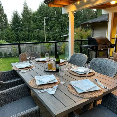 Fun cottage with hot tub, pool table, game room, and a huge deck.