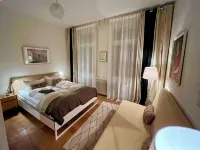 Living with Flair in the Villa des Artistes