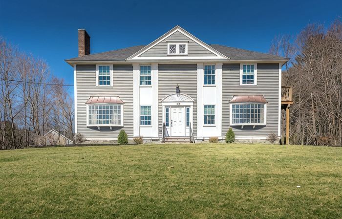 Beautifully Remodeled Colonial Charmer - 3 Bed, 2 Bath Near Tuscan Village!