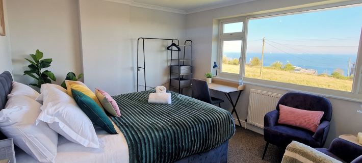 Luxury Sea View Retreat with Hot Tub – Sleeps 8 Hotéis em Dover