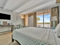Bahia Waterview Suite Pool Tennis Beach Fishing Hotels in Ruskin