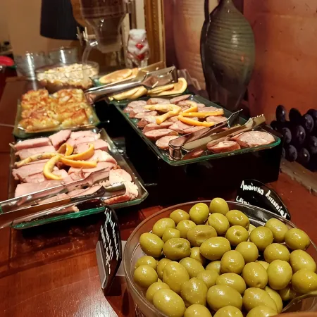 Lakonia Hotel