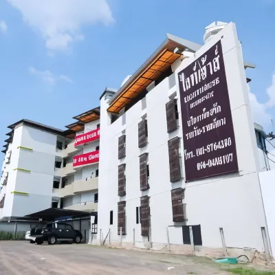 Light House Residence Hotels near Ratchasima Witthayalai School