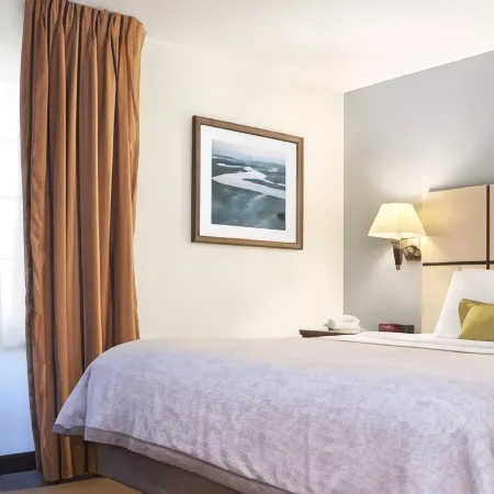 MainStay Suites Southfield-Detroit