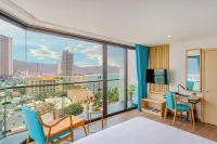Sala Quy Nhon Beach Hotel Ξενοδοχεία στην πόλη 