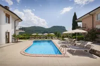 Ca' le Terrazze with Pool -  Ferienhäuser