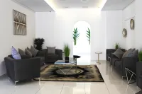Mirage Hotel - parking