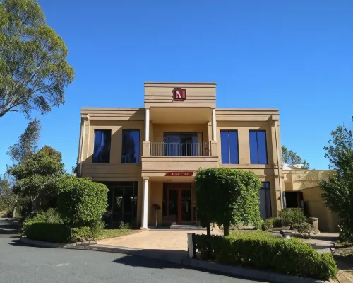 Madison Spa Motel - Adults Only Hotels in Moama