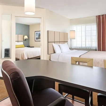 Sonesta Simply Suites Houston CityCentre I-10 West Отели рядом с достопримечательностью «Мемориал Сити»