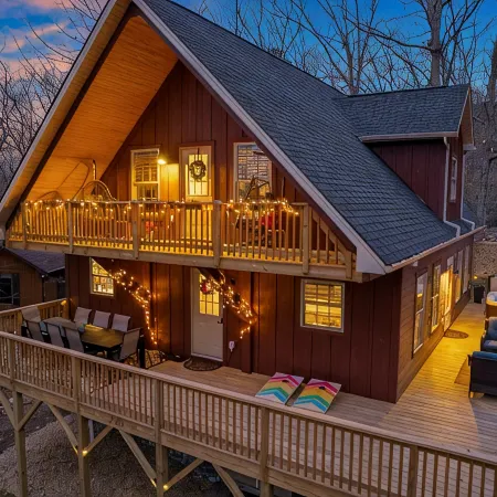 Massanutten Chalet- Game Room, Hot Tub & Views