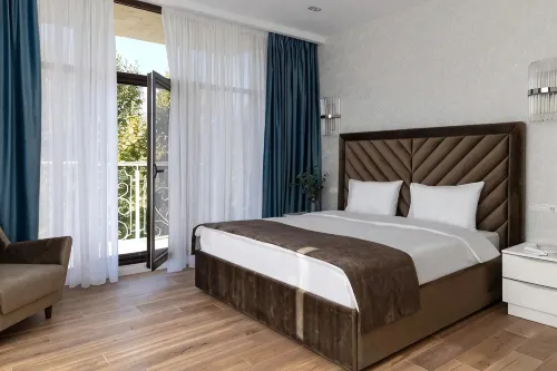 Emerald Apart-Hotel  by Provence - Apartments