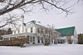 Greenwood Manor Inn