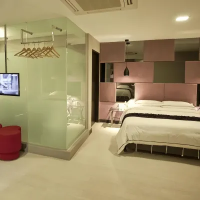 โรงแรมยูโร+ ยะโฮร์บาห์รู โรงแรมใกล้ศูนย์การค้า AEON Bukit Indah