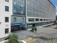 Travelodge London Twickenham Hotels near Hampton Wick
