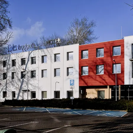 Ibis Budget Wroclaw Stadion Отели рядом с достопримечательностью «Вроцлавский технологический парк»