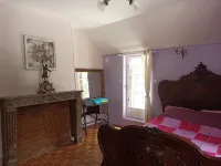 Vacation Home for 10 People, 1 Hour and 15 Minutes from Paris - บูติค