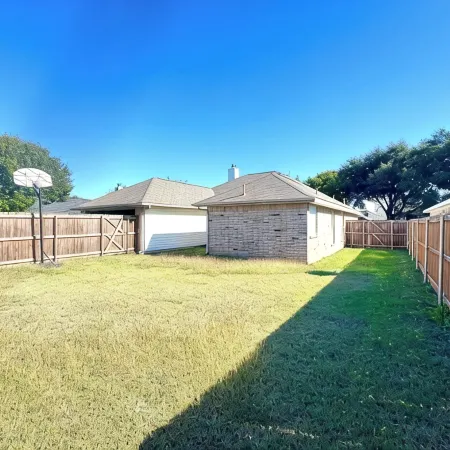 Charming 3-bedroom house with WiFi, AC in welcoming Duncanville