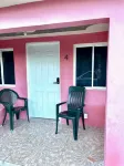 Footsteps to Beach, AC, Fast Wi-Fi, Hot Water - 2 stelle