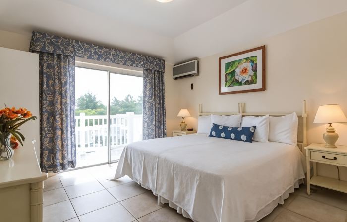 Clairfont, Jobson's Cove / Warwick Long Bay/ Horseshoe Beach -  APARTMENT 7