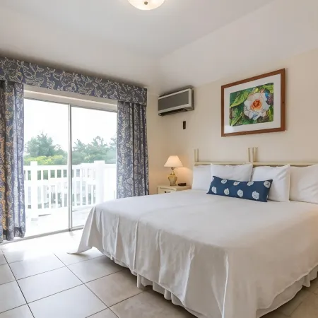 Clairfont, Jobson's Cove / Warwick Long Bay/ Horseshoe Beach -  APARTMENT 7