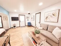 Cozy Studio Cottage with Harbor View/Spacious Full Kitchen & Pet Friendly - 3성급