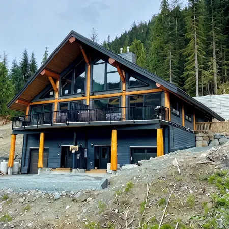 Timberwolf A Cabin at Sasquatch Mountain  *Hot Tub* Games Room*
