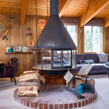 Charming, renovated Carnelian Bay Cabin