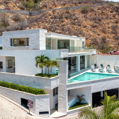 Bayview Villa @ Pedregal Cabo / 6 Bedroom 6.5 Bathrooms