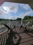 Cozy Loft steps from VT Downtown - Homestays