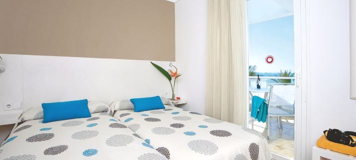 Apartamentos Bellamar Отели в г. Польенса