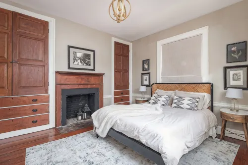 Step into History: Charming Fells Point Retreat - บังกะโล