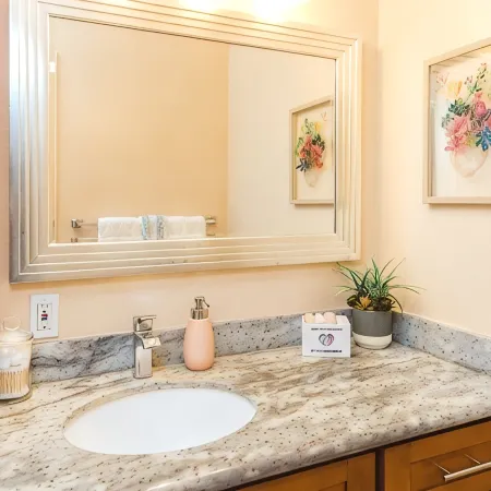 Private Modern 1BR/1BA Tropical Kihei Maui Cottage by the Beach