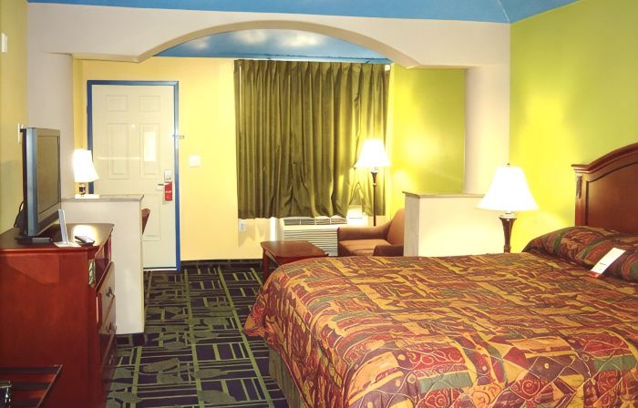 Regency Inn Porter