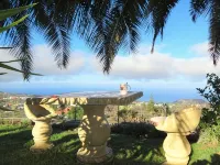 Großzüg. House with panoramic views of sea, mountains & valley + optional apartment - Wifi