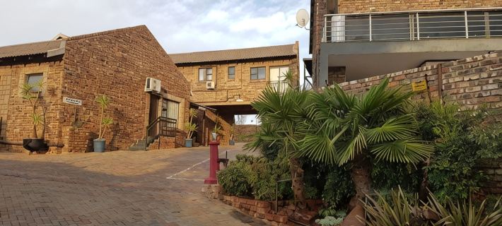 Tsessebe Guesthouse Hotels in Motheo