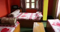 Duna Tapari Restaurant & Guest House - parking